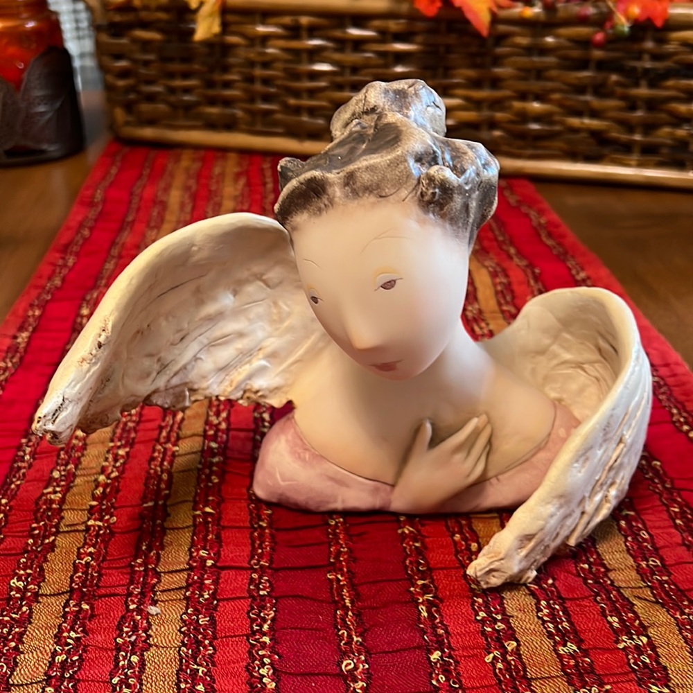 Journey of Grace “Endless Devotion” Sculpture by Demdaco 2003 Medium Bust EUC